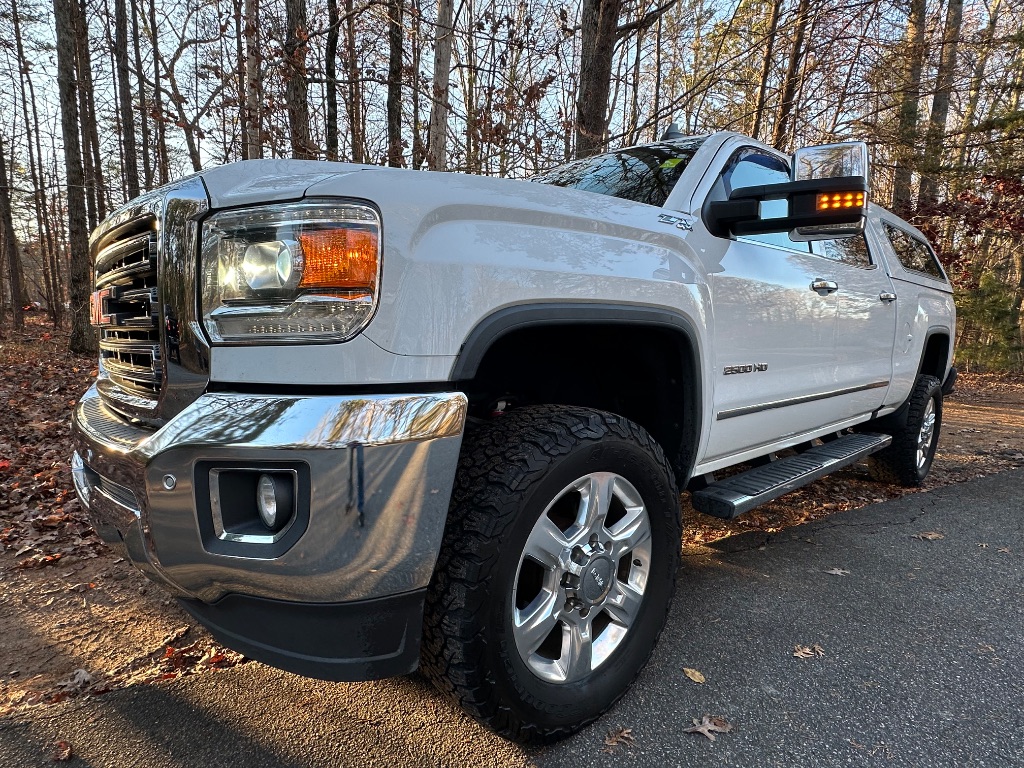 2018 GMC Sierra 2500HD SLT's photo