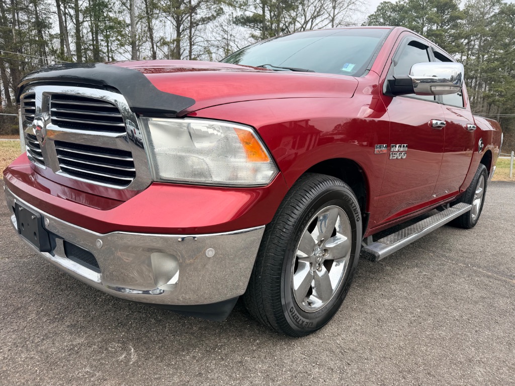 2015 RAM Ram 1500 Pickup SLT