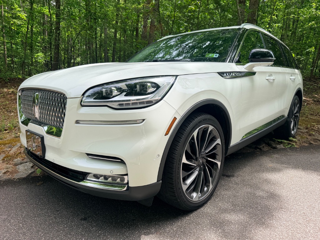 2020 Lincoln Aviator Reserve AWD's photo