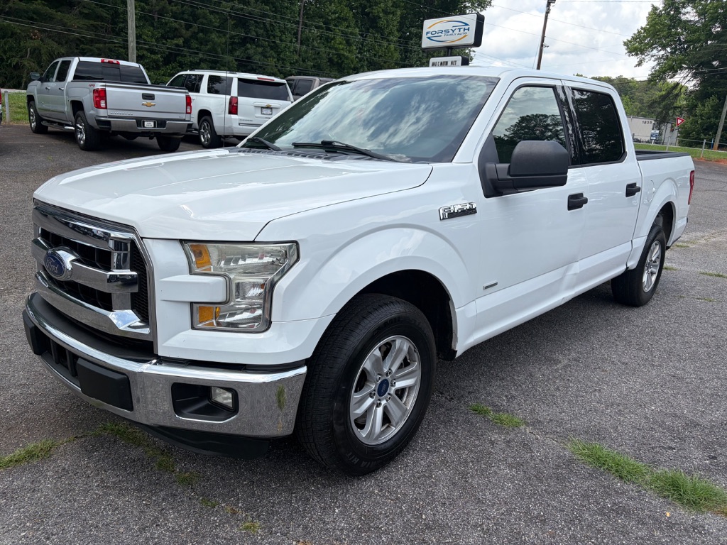 2015 Ford F-150 XLT SuperCrew 145-in's photo