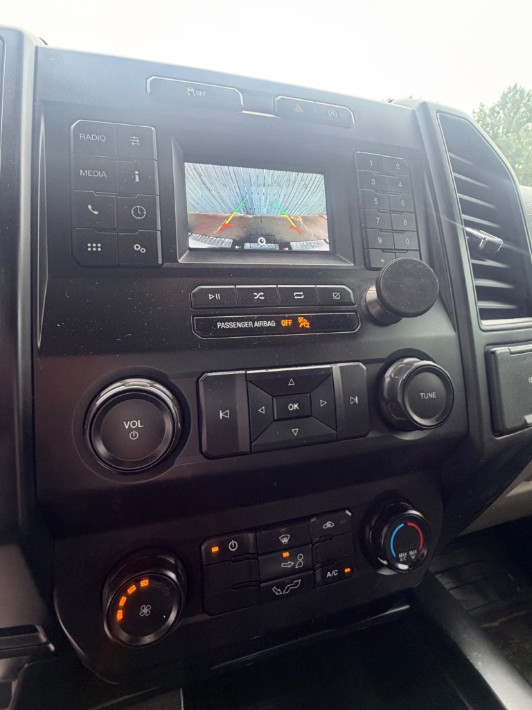 2020 Ford F-150 XL - Photo 13