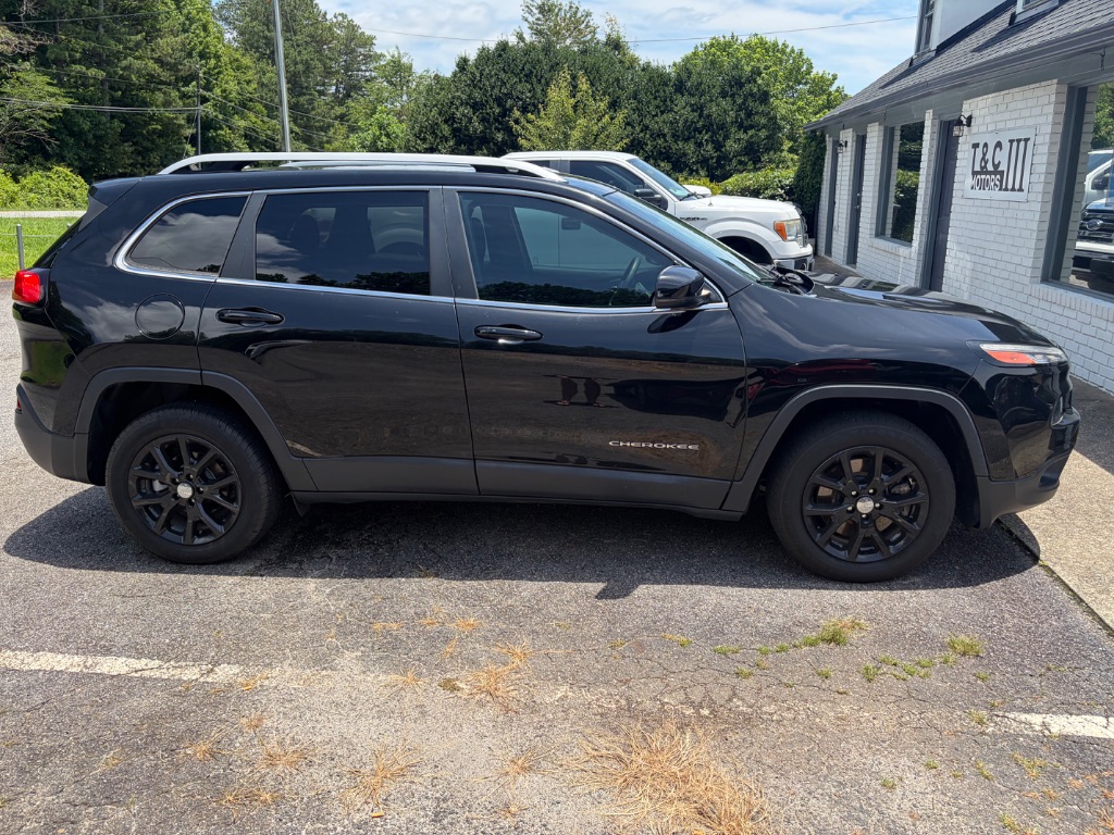 2017 Jeep Cherokee Latitude - Photo 6