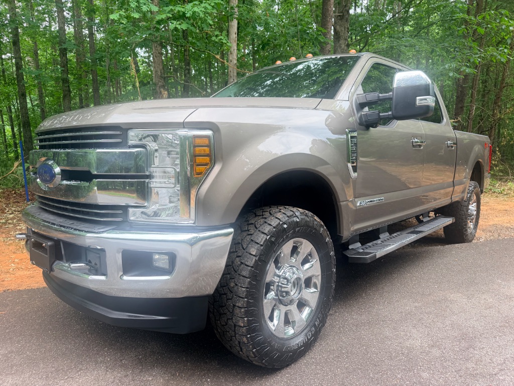 2018 Ford F-250 Lariat 4x4 Crew Cab 6-3/4' Box's photo