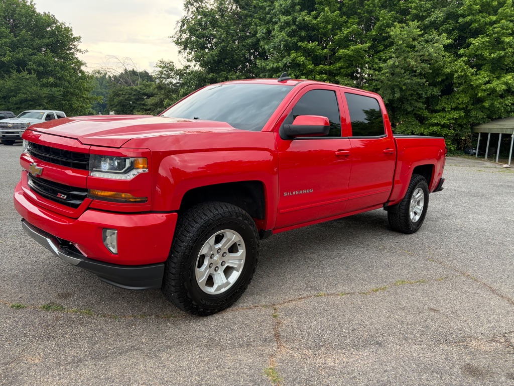 2018 Chevrolet Silverado 1500 LT Z71 4X4 Crew Cab Short Box's photo