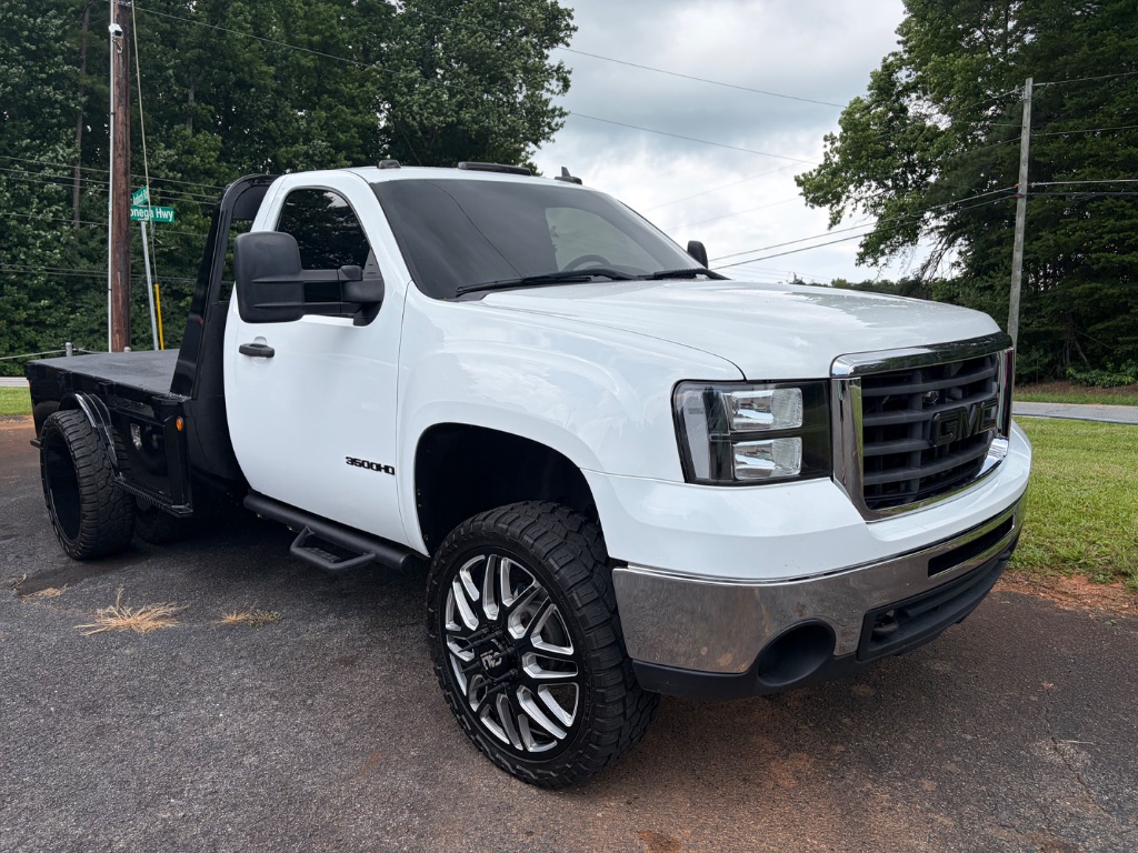 2009 GMC Sierra 2WD Regular Cab 8ft Work Truck SRW's photo